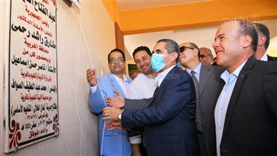 بتكلفة 8 ملايين جنيه.. محافظ الغربية يفتتح مدرستين بقرى بسيون
