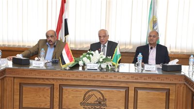 محافظ الجيزة: تطوير 700 شارع وتنفيذ 7 محاور مرورية