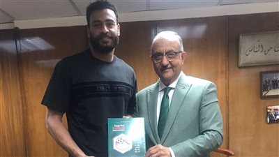 رئيس نادي البنك الأهلي: أبو جبل يتحدى نفسه.. وهذه حقيقة طرده من مكتبي