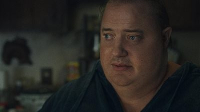 قبل عرضه الرسمي في فينيسيا.. فيلم THE WHALE يبكي النقاد في المهرجان