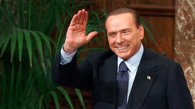 نكتة تجمع 3 ملايين مشاهدة.. برلسكوني يسخر من 