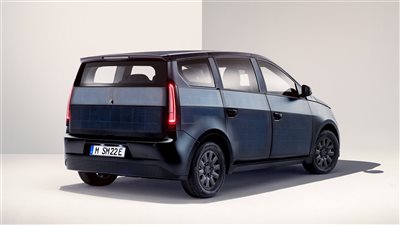 سونو الناشئة تستحوذ على 20 ألف حجز لسيارة الطاقة الشمسية