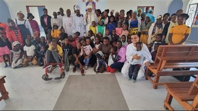 الأنبا چوزيف يترأس صلوات القداس في زيمبابوي