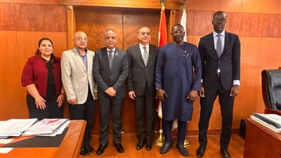 المصريين الأفارقة تبحث مع هيئة التنمية الصناعية تعزيز التعاون الصناعي