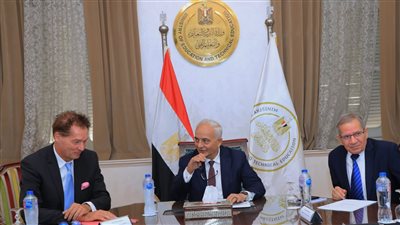 رضا حجازي: نتطلع للاستفادة من الخبرات الألمانية في تطوير التعليم الفني