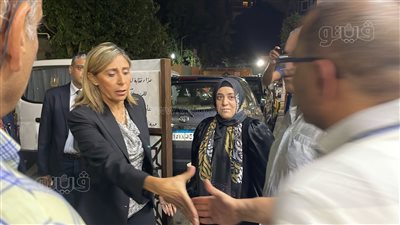 وزيرة الثقافة أول الحضور.. بدء عزاء المخرج على عبد الخالق | فيديو 