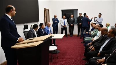 وزير الرياضة يجتمع مع رؤساء ونواب أفرع اتحاد شباب العمال