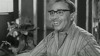 هاجمه النقاد وخذلته المهرجانات.. الوجه الآخر لشهرة فؤاد المهندس ملك الكوميديا