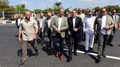 مدبولي يتفقد أعمال توسعة وتطوير المُدخل الرئيسي للفيوم | صور 