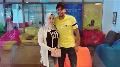 مؤمن زكريا: أقسم بالله شوفت صورة زوجتي أمام الكعبة ومكنتش أعرفها | فيديو