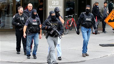 العثور على أحد المشتبه بتنفيذهما عمليات الطعن في كندا ميتا