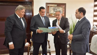 وزير التنمية المحلية: نعمل على تحسين الخدمات للمواطنين