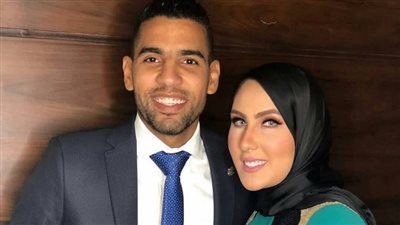 زوجة مؤمن زكريا: عمره ما قالي بحبك.. وإسعاد يونس تتدخل وتطلق 