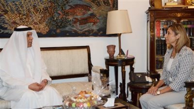 لتطوير المسرح المدرسي.. وزيرة الثقافة تلتقي وفد الهيئة العربية