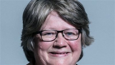 صورة لوزيرة الصحة البريطانية الجديدة تشعل مواقع التواصل