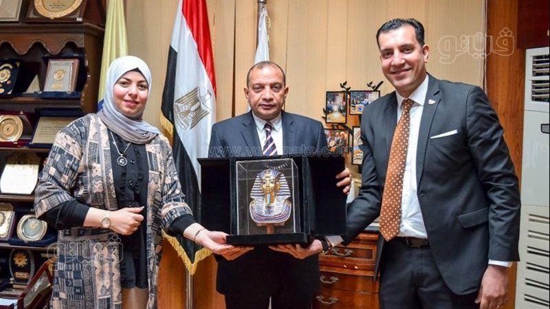 درع توت عنخ آمون
