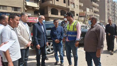محافظ القليوبية يجرى جولة ميدانية لمتابعة رفع تراكمات القمامة بشبرا الخيمة