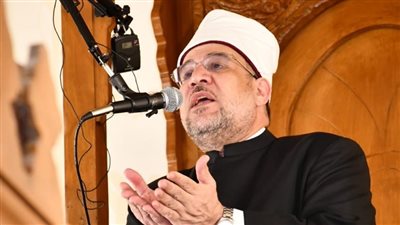 وزير الأوقاف يلقي خطبة الجمعة بمسجد الميناء الكبير بمدينة الغردقة