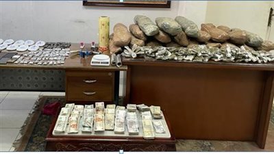 حبس فتاتين حولا منزلهما وكرا للإتجار بالمخدرات في الهرم