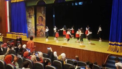 عروض فنية بقصر ثقافة وادي النطرون ضمن احتفالات العيد القومي بمحافظة البحيرةl صور
