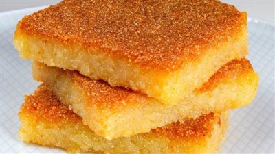 طريقة عمل البسبوسة الجاهزة فى خطوات سهلة