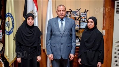 من محو الأمية إلى الليسانس.. رئيس جامعة بني سويف يعفي شقيقتين من المصروفات 