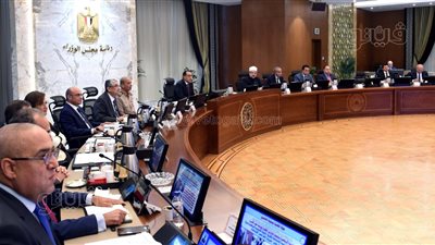 مدبولي يوجه بتوفير مخصصات مالية لتطوير شبكة الطرق الداخلية في الفيوم