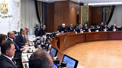 الحكومة توافق على التعاقد مع إحدى الشركات لتوريد 25 ألف طن قضبان سكة حديد