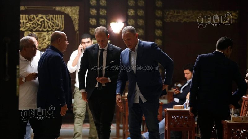 الخطيب  في عزاء والد