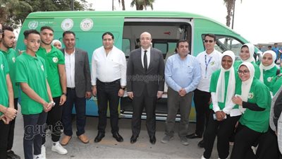 محافظ بني سويف يستقبل قافلة كرفان المناخ والبيئة