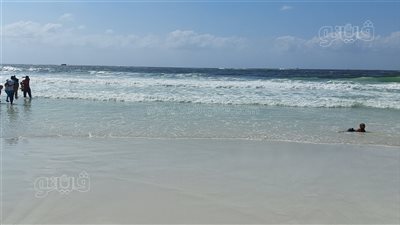 بسبب نوة غسيل البلح.. غلق شواطئ العجمي ومنع المصطافين من نزول البحر | صور 