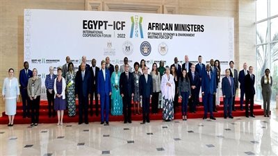 5 صور ترصد تفاصيل حضور السيسي منتدى مصر للتعاون الدولي والتمويل الإنمائي