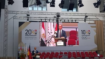 سفير مصر ببرلين: المستشار الألماني يزور مصر لأول مرة خلال قمة المناخ