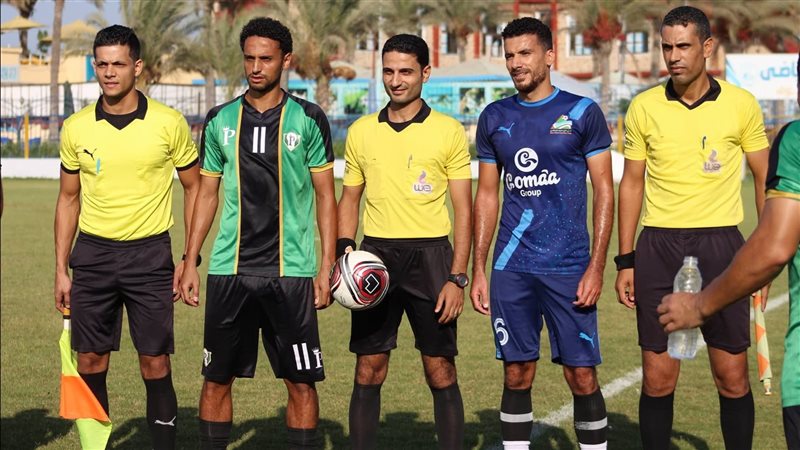 بايونيرز وبني عبيد