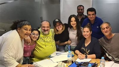 بطولة خالد الصاوي وصابرين.. مواعيد عرض حلقات مسلسل أعمل ايه على DMC