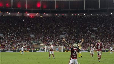 للمرة الثانية على التوالي.. فلامنجو يبلغ نهائي ليبرتادوريس بفوزه على سارسفيلد