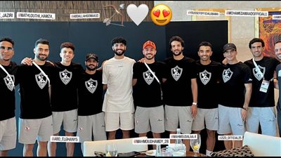 فرجاني ساسي يزور بعثة الزمالك في قطر ويحضر مباراة الهلال 