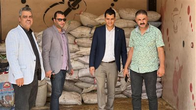 ضبط 11 طن شعير وأعلاف في حملات تموينية بالدقهلية