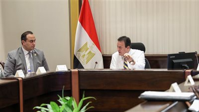 وزير الصحة: القيادة السياسية تولي اهتمامًا كبيرًا بملف الزيادة السكانية