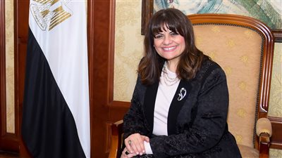 وزيرة الهجرة تلتقي رئيسة الجالية المصرية بأيرلندا الشمالية 