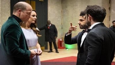 ولي عهد بريطانيا الجديد.. حكاية لقاء الأمير وليام مع محمد صلاح | فيديو وصور