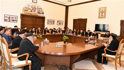 البابا تواضروس يستقبل الأنبا أنيانوس ووفد كهنة بني مزار