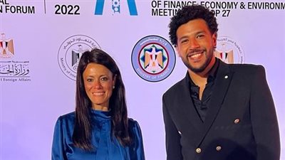 مصطفى غزال يقدم فقرة موسيقية أمام وزيرة التعاون.. ويستعد لطرح أول ألبوم كامل