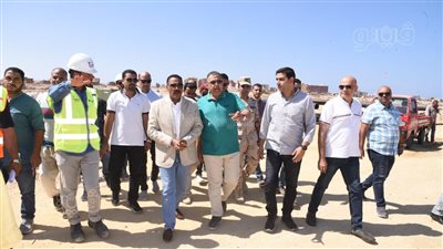 محافظ مطروح يتفقد أعمال إنشاء محطة الرميلة٤|صور 