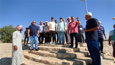 محافظ شمال سيناء يتفقد نادي الهجن بالعريش | صور