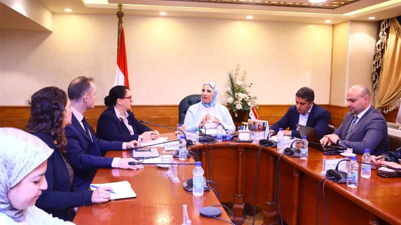 نيفين القباج وزيرة