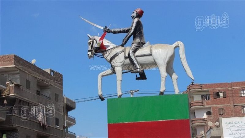 تمثال الزعيم احمد
