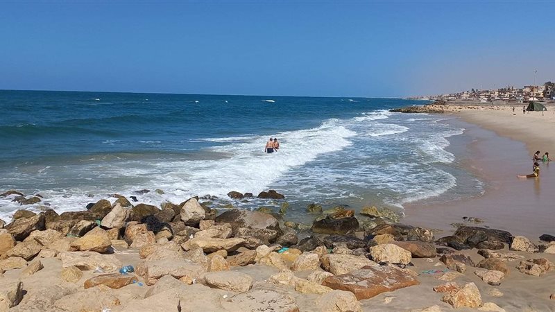 شاطئ مدينة العريش