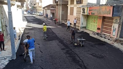 محافظ دمياط تتابع أعمال الرصف بالبصايلة والأحمدى