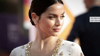 فوز آنا دي أرماس بجائزة نجم هوليوود الصاعد في مهرجان دوفيل السينمائي | صور